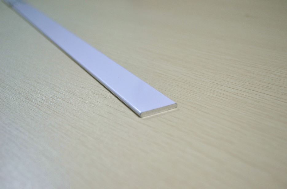 Peso inferiore inserito nella parte inferiore della tenda
