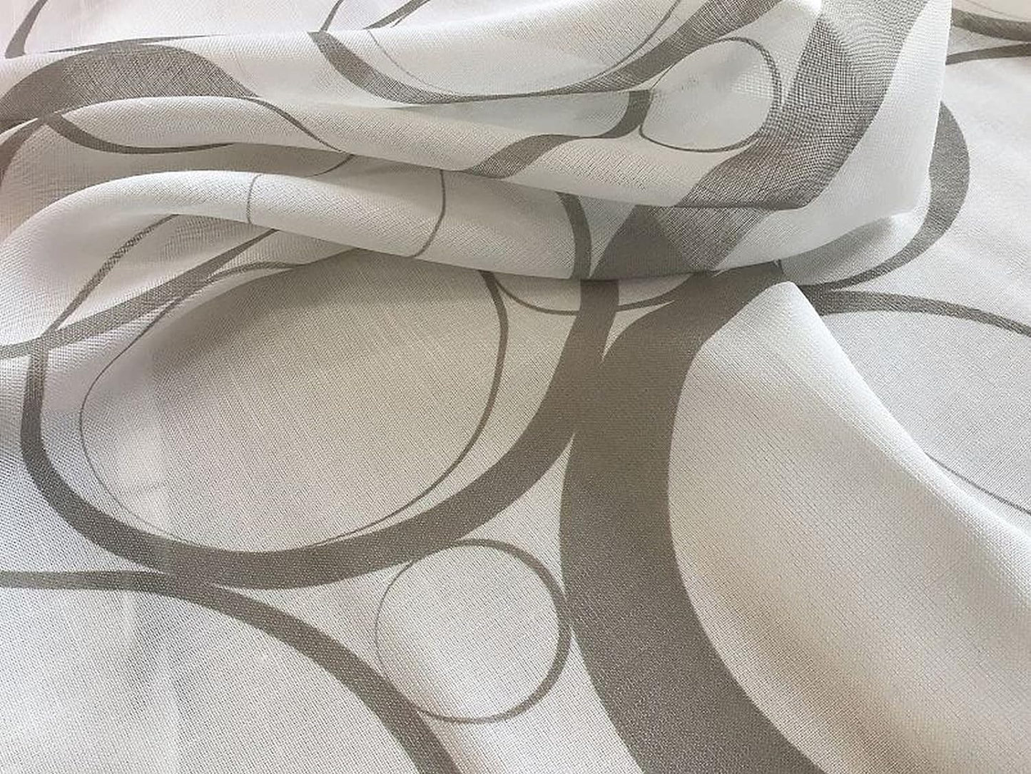 Paire de voilages vitrages à impression numérique – Largeur 60/80 cm – Hauteur sur mesure – Blanc / taupe – Art. 520
