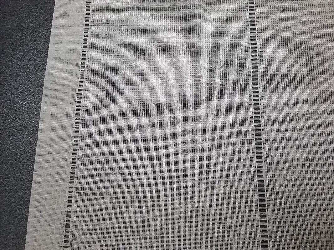 Tissu au Mètre, pour voilage vitrage , brise-bise, passe-tringle, panneau japonais, stores romains   - tissu finition Ajour, largeur de 35 à 90 cm - art.102
