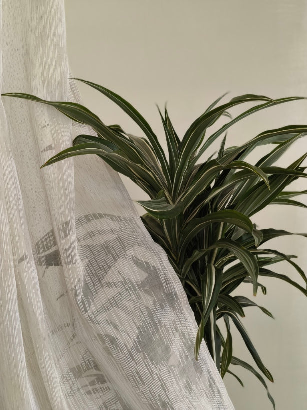 Voilage Wave sur mesure avec rail complet – Largeur 150 cm avec rail inclus - Tissu couleur lin brodé art.À fines rayures