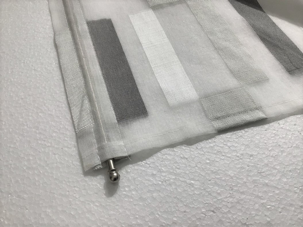 Paire de voilages vitrages - passe-tringle - largeur 60/80 - longueur personnalisée - blanc/gris - art.509