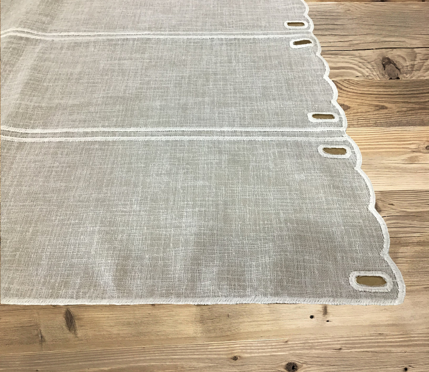 Paire Voilage vitrage brise-bise - brodés - largeur 63/80 cm art.tirol -525