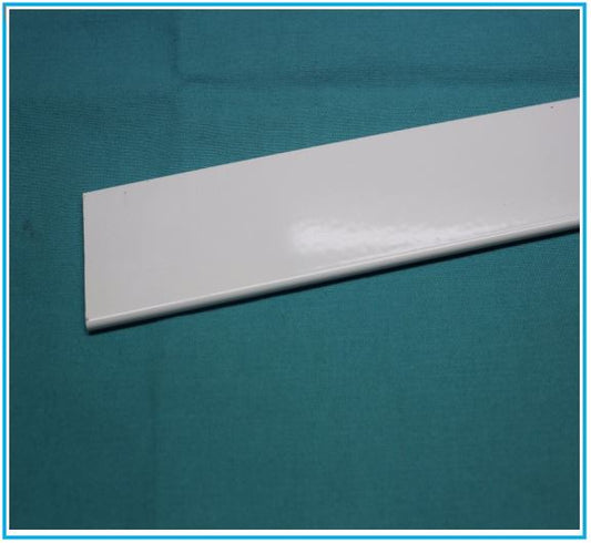 Piattina in alluminio bianca per tende tese, altezza 3 cm, spessore 4 mm