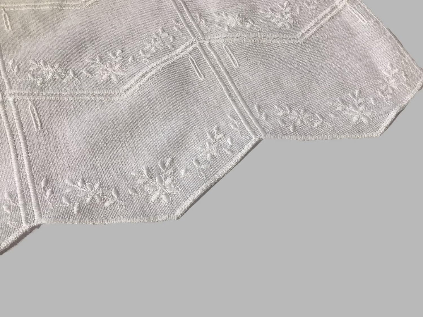 Voilage vitrage brise bise - tissu effet lin brodé blanc - largeur 45/60/90 longueur sur mesure - art.708