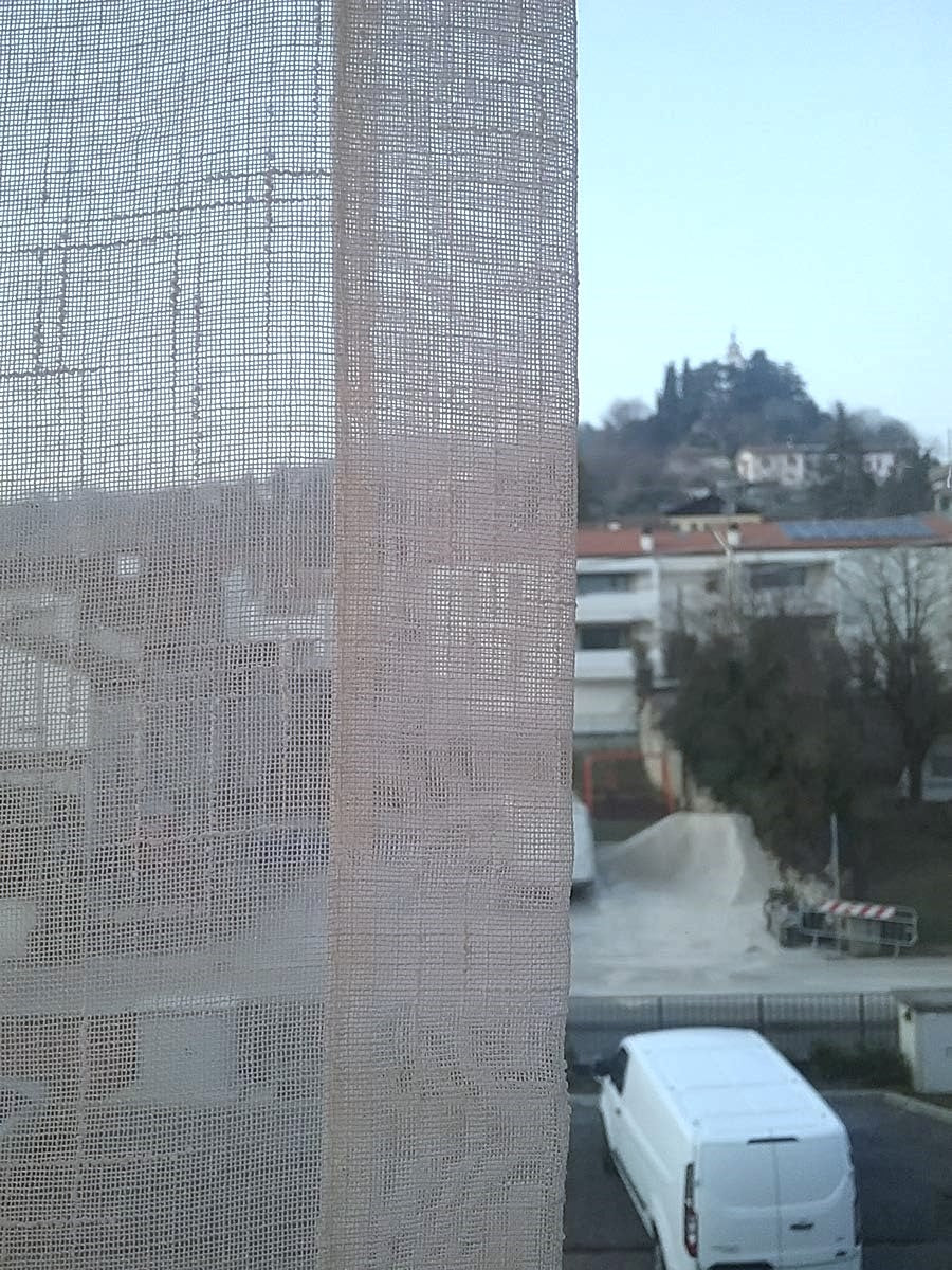 Tessuto trasparente della tenda a vetro bianca