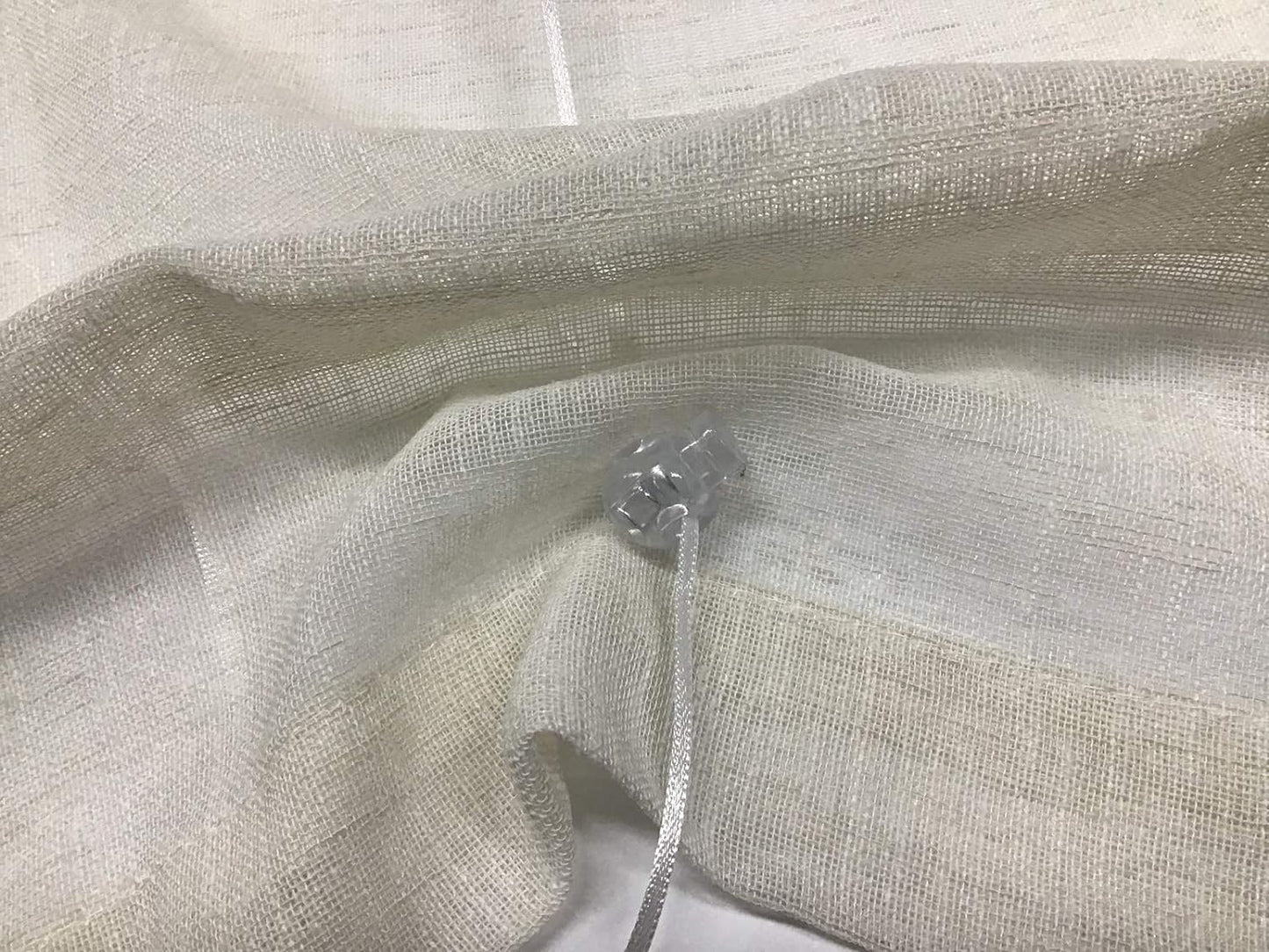 Tessuto effetto lino colore lino con laccetto per fissare la tenda all’altezza desiderata