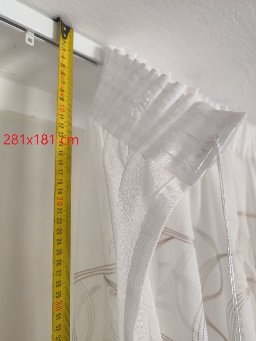 Voilage avec galon fronceur et ruflette personnalisé – Tissu brodé blanc/beige – Compatible rails 140/170 cm – Hauteur 180 à 281 cm – Art. Tebe