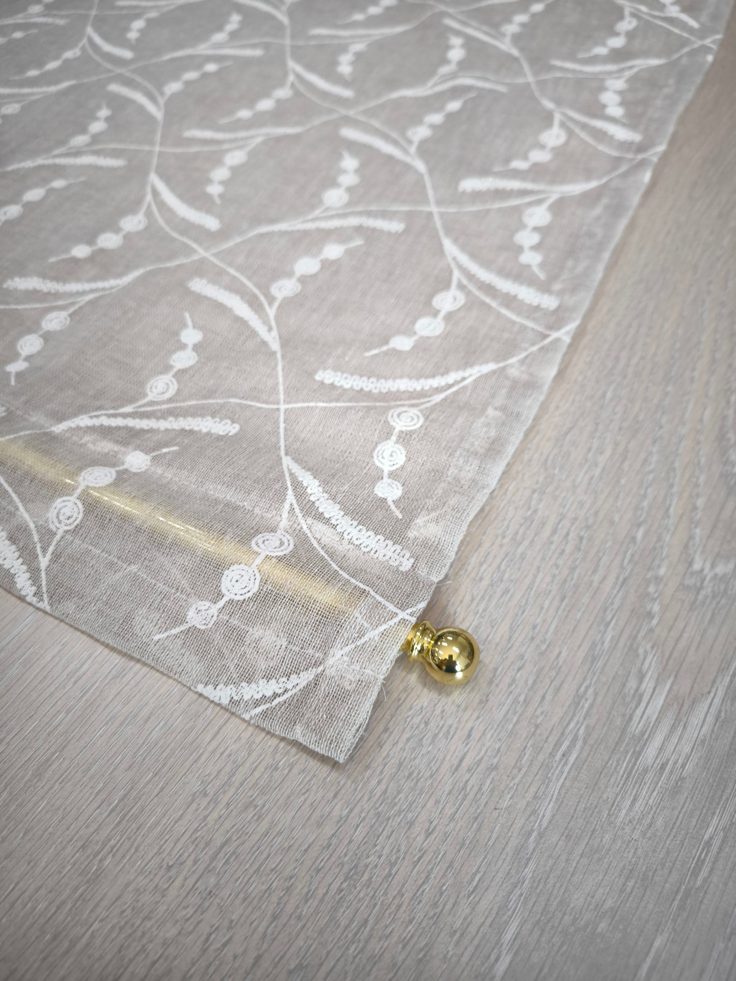 Paire de voilages vitrage sur mesure  | Largeur 65-90 cm | Couleurs disponibles : Lin et Gris | Art. Giulia