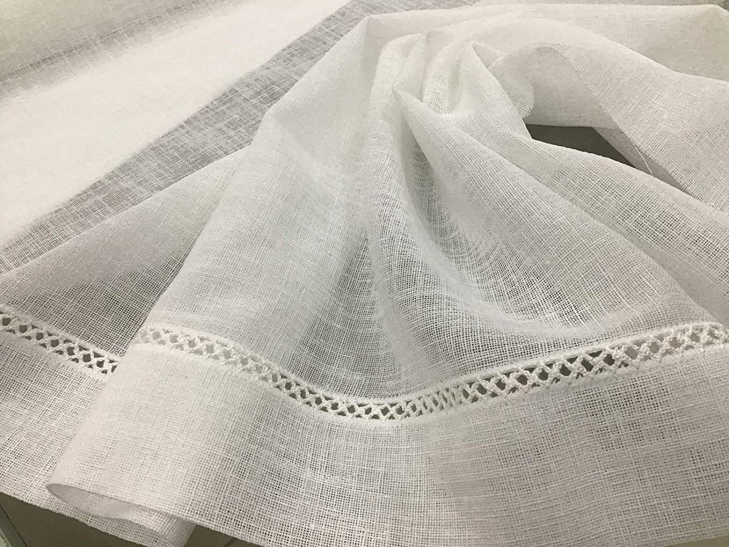 Stores bateau romains sur mesure pour fenêtres et portes - Supports sans perçage - tissu effet lin blanc naturel